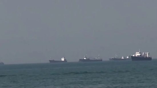 突发:伊朗多地传出爆炸声,“美军指挥中心和空军基地被摧毁”!霍尔木兹海峡通航量骤降!风险资产大反攻!
